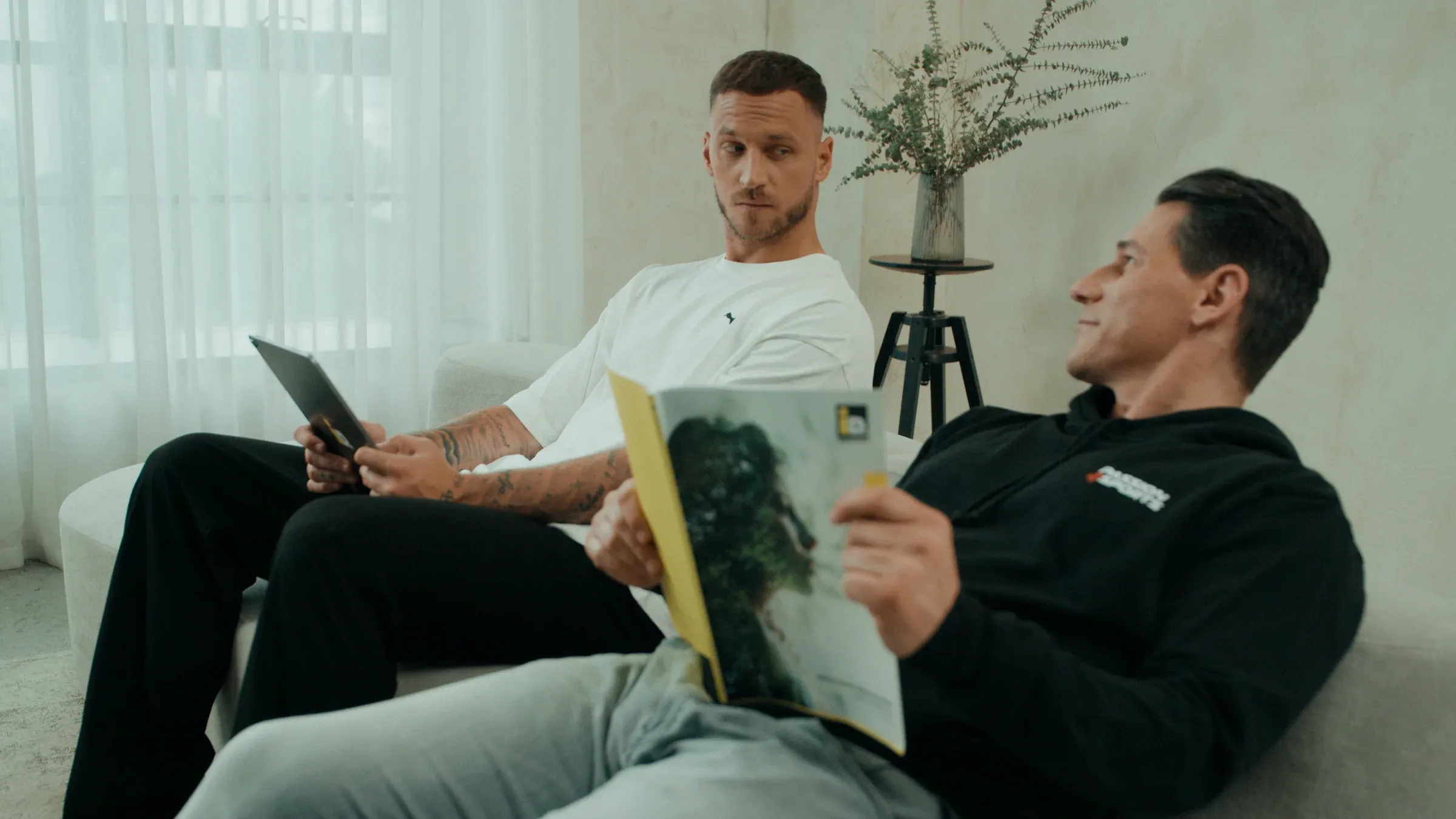 Still 4 aus iDM x Arnautovic 2026