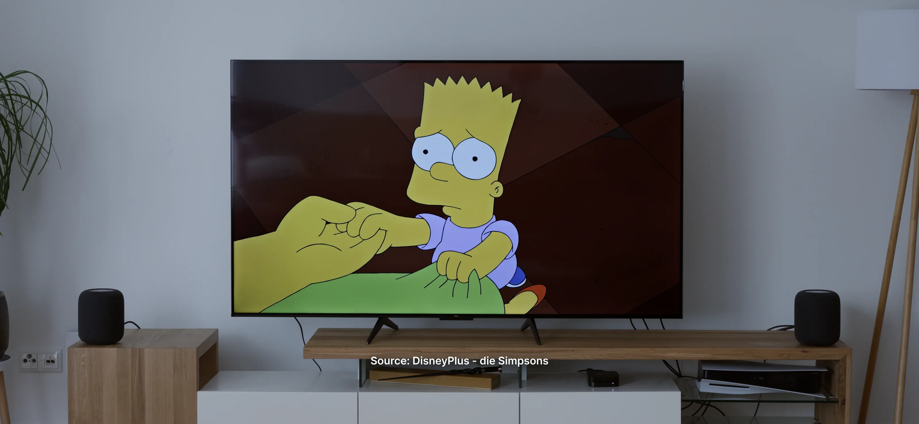 Still 6 aus QLED, OLED, Mini-LED oder Beamer?